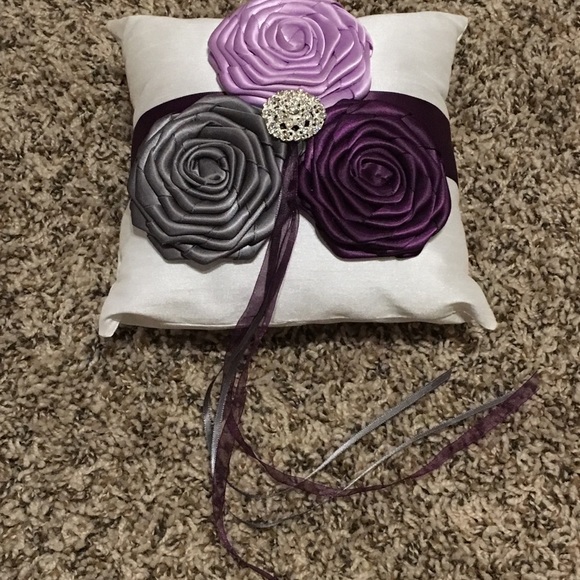 Gorgeous lavender & lilac ring bearer pillow - Picture 2 of 4